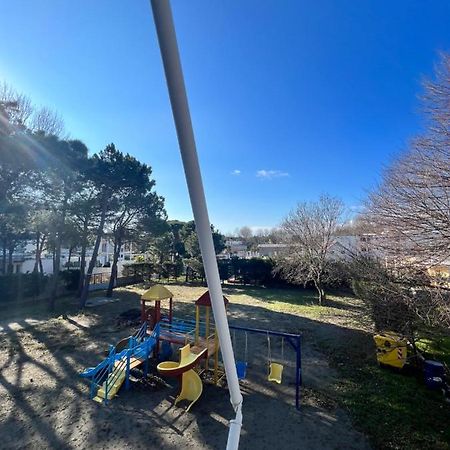Kamberi Hotel & Apartments 2 Velipojë Εξωτερικό φωτογραφία