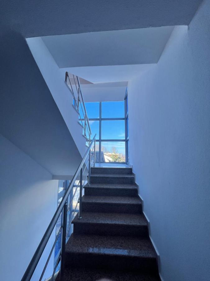Kamberi Hotel & Apartments 2 Velipojë Εξωτερικό φωτογραφία
