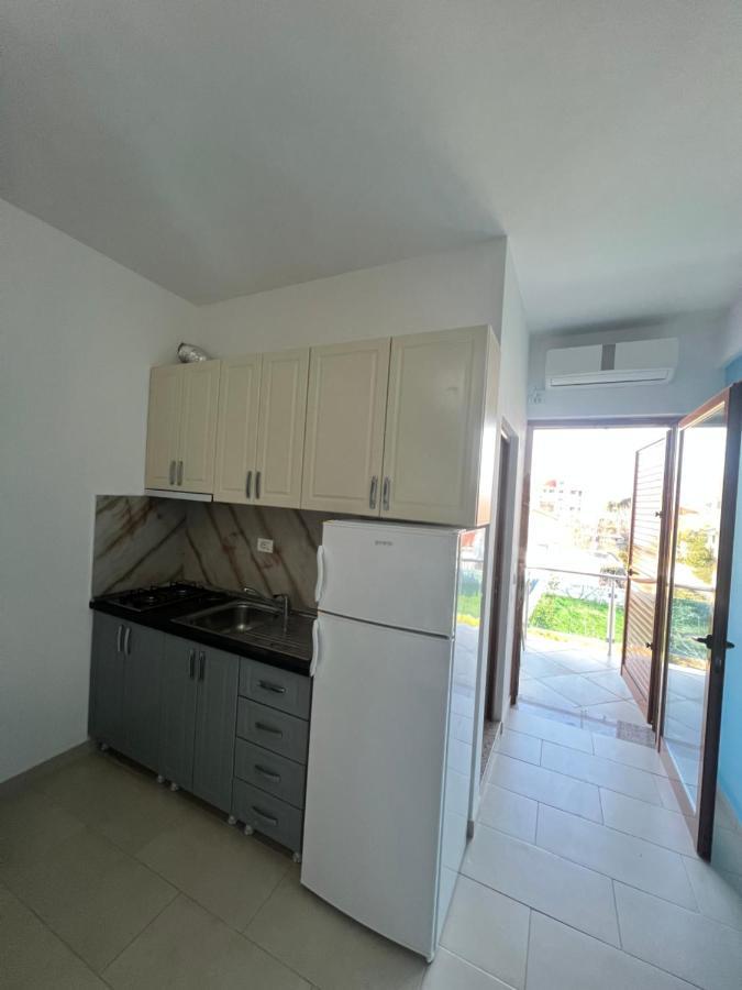 Kamberi Hotel & Apartments 2 Velipojë Εξωτερικό φωτογραφία