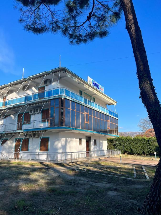 Kamberi Hotel & Apartments 2 Velipojë Εξωτερικό φωτογραφία