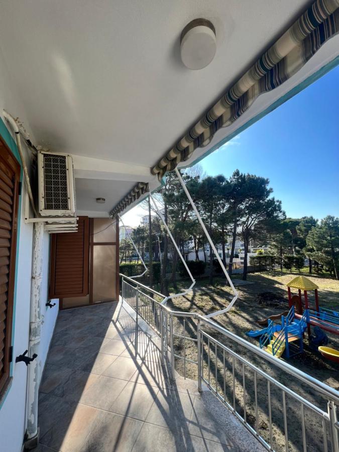 Kamberi Hotel & Apartments 2 Velipojë Εξωτερικό φωτογραφία
