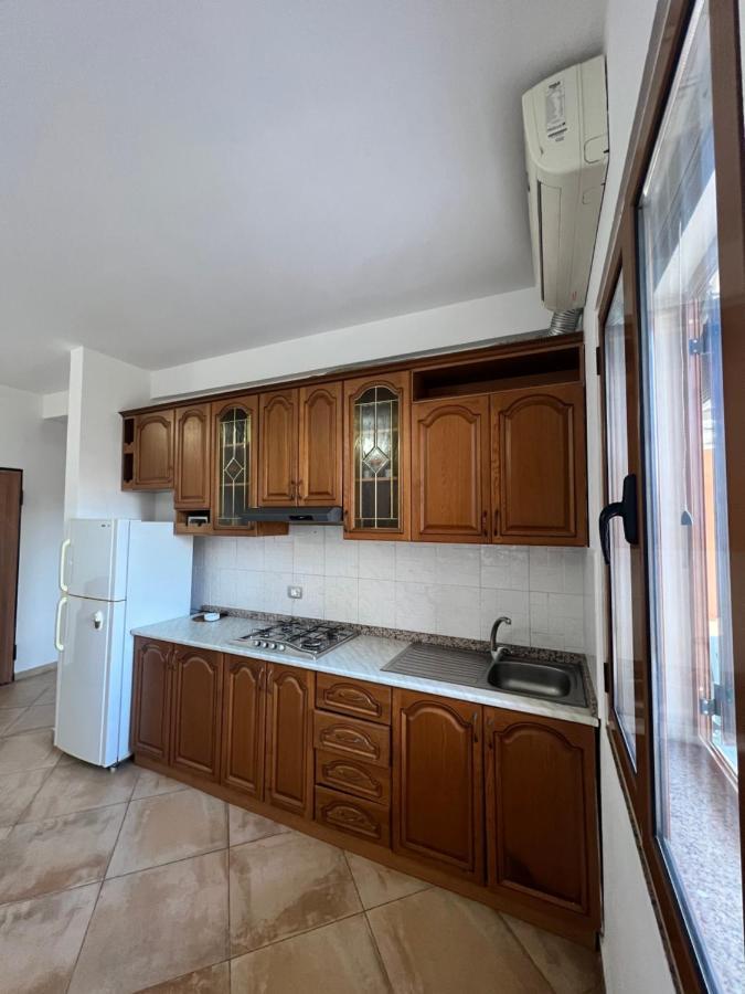Kamberi Hotel & Apartments 2 Velipojë Εξωτερικό φωτογραφία